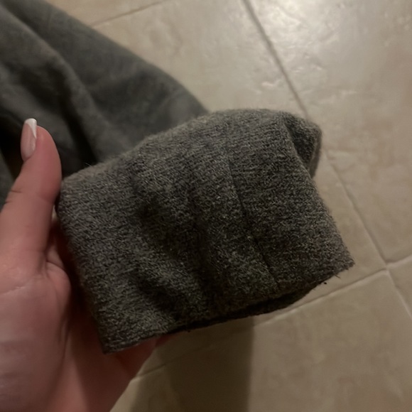 Marc Jacob’s wool lined sweatshirt (hood is decorative) - Picture 5 of 5